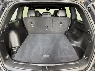 Jeep Grand Cherokee 2023 4x4 Altitude 4 puertas SUV