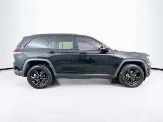 Jeep Grand Cherokee 2023 4x4 Altitude 4 puertas SUV