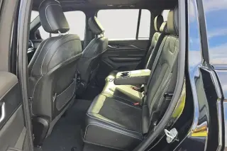 Jeep Grand Cherokee 2023 4x4 Altitude 4 puertas SUV