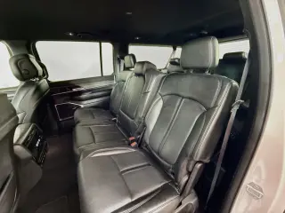 Jeep Wagoneer L 2023 Serie II 4x4 4 puertas SUV
