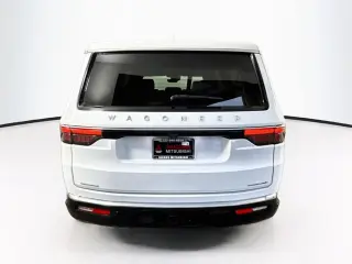 Jeep Wagoneer L 2023 Serie II 4x4 4 puertas SUV