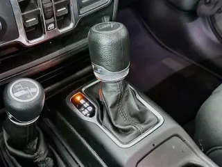 Jeep Gladiator 2022 4x4 Sport S 4 puertas Cabina Crew 5.0 pies SB