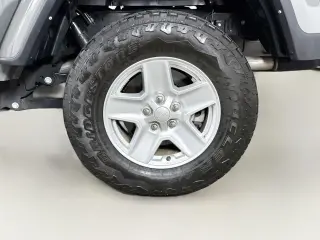 Jeep Gladiator 2022 4x4 Sport S 4 puertas Cabina Crew 5.0 pies SB