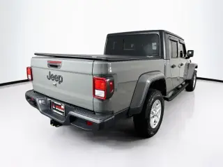 Jeep Gladiator 2022 4x4 Sport S 4 puertas Cabina Crew 5.0 pies SB