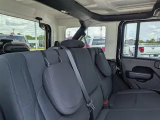 Jeep Wrangler 2023 4x4 Willys 4xe 4 puertas SUV