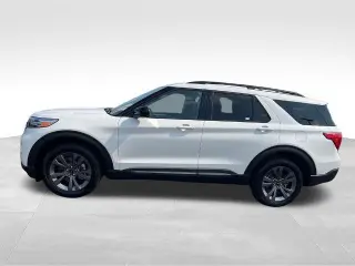 Ford Explorer 2023 AWD XLT 4 puertas SUV