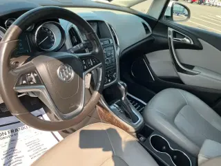 Buick Verano 2012 Grupo de Conveniencia 4 puertas Sedan