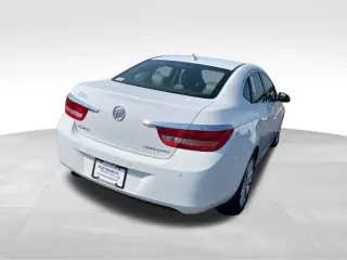 Buick Verano 2012 Grupo de Conveniencia 4 puertas Sedan