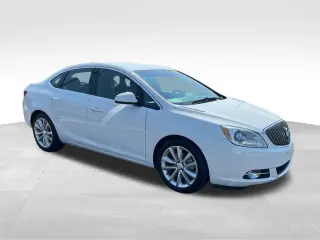 Buick Verano 2012 Grupo de Conveniencia 4 puertas Sedan