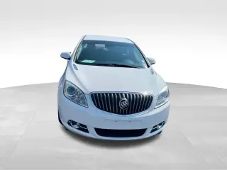 Buick Verano 2012 Grupo de Conveniencia 4 puertas Sedan