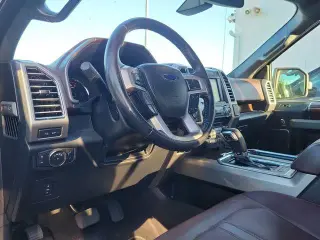 Ford F-150 2016 4x4 Platinum 4 puertas SuperCrew 5.5 pies. SB