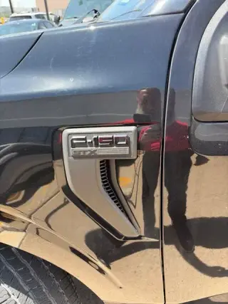 Ford F-150 2023 4x2 XL 4 puertas SuperCrew 5.5 pies SB