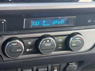 Toyota Tacoma 2023 4x4 TRD Sport 4 puertas Doble Cabina 6.1 pies LB