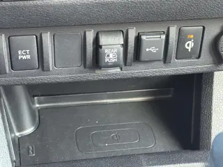 Toyota Tacoma 2023 4x4 TRD Sport 4 puertas Doble Cabina 6.1 pies LB