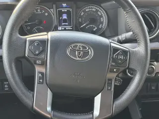Toyota Tacoma 2023 4x4 TRD Sport 4 puertas Doble Cabina 6.1 pies LB