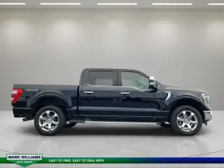 Ford F-150 2023 4x4 Lariat 4 puertas SuperCrew 5.5 pies. SB