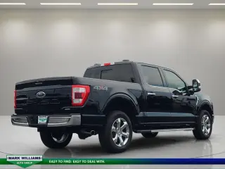 Ford F-150 2023 4x4 Lariat 4 puertas SuperCrew 5.5 pies. SB