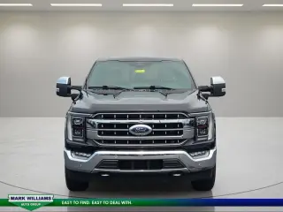 Ford F-150 2023 4x4 Lariat 4 puertas SuperCrew 5.5 pies. SB