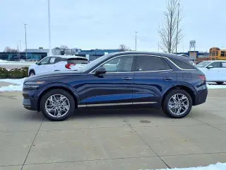 Genesis GV70 2025 AWD 2.5T Estándar 4 puertas SUV