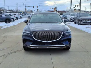 Genesis GV70 2025 AWD 2.5T Estándar 4 puertas SUV