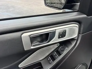Ford Explorer 2020 AWD Platinum 4 puertas SUV