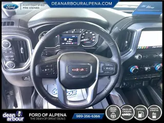 GMC Sierra 1500 2020 4x4 SLT 4 puertas Cabina Crew 5.8 pies. Caja corta