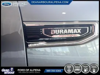 GMC Sierra 1500 2020 4x4 SLT 4 puertas Cabina Crew 5.8 pies. Caja corta