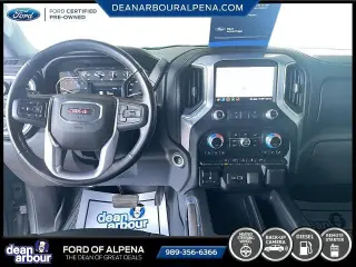GMC Sierra 1500 2020 4x4 SLT 4 puertas Cabina Crew 5.8 pies. Caja corta