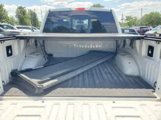 Ford F-150 2019 4x4 Lariat 4 puertas SuperCrew 5.5 pies. SB