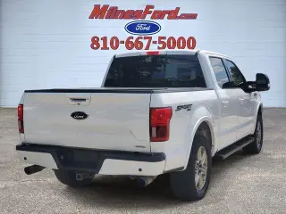Ford F-150 2019 4x4 Lariat 4 puertas SuperCrew 5.5 pies. SB