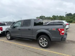 Ford F-150 2018 4x4 XL 4 puertas SuperCrew 5.5 pies. SB