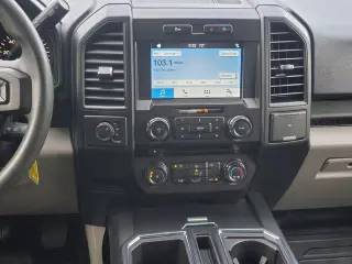 Ford F-150 2018 4x4 XL 4 puertas SuperCrew 5.5 pies. SB