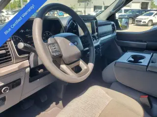 Ford F-150 2023 4x4 XLT 4 puertas SuperCrew 5.5 pies. SB