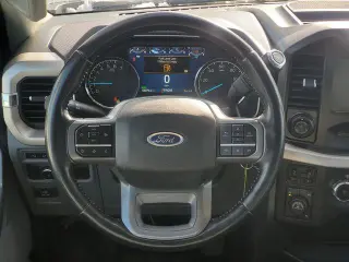 Ford F-150 2022 4x4 XLT 4 puertas SuperCrew 6.5 pies SB