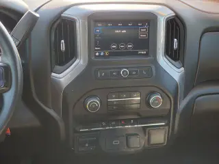 Chevrolet Silverado 1500 2020 4x4 Custom Trail Boss 4 puertas Cabina Crew 5.8 pies. SB