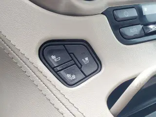 GMC Yukon XL 2019 4x4 Denali 4 puertas SUV