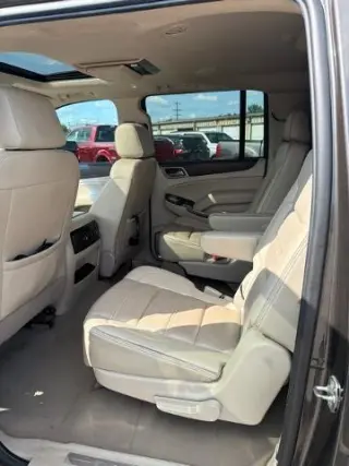 GMC Yukon XL 2019 4x4 Denali 4 puertas SUV