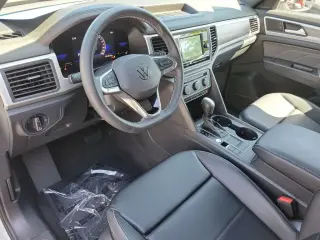 Volkswagen Atlas Cross Sport 2023 SE 4 puertas SUV