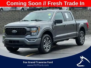 Ford F-150 2023 4x4 XL 4 puertas SuperCrew 5.5 pies. SB