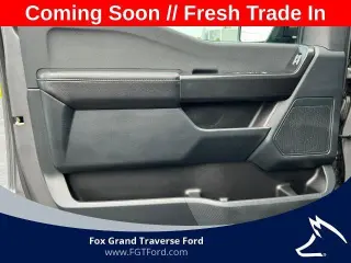 Ford F-150 2023 4x4 XL 4 puertas SuperCrew 5.5 pies. SB
