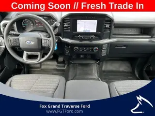 Ford F-150 2023 4x4 XL 4 puertas SuperCrew 5.5 pies. SB