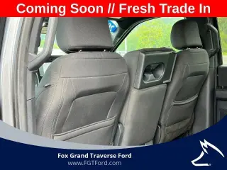 Ford F-150 2023 4x4 XL 4 puertas SuperCrew 5.5 pies. SB