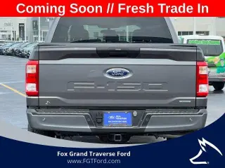 Ford F-150 2023 4x4 XL 4 puertas SuperCrew 5.5 pies. SB