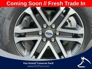 Ford F-150 2023 4x4 XL 4 puertas SuperCrew 5.5 pies. SB