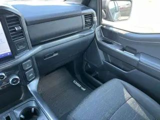 Ford F-150 2023 4x4 XLT 4 puertas SuperCrew 5.5 pies. SB