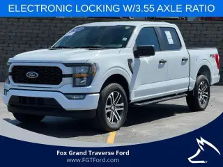 Ford F-150 2023 4x4 XL 4 puertas SuperCrew 5.5 pies. SB