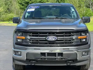 Ford F-150 2025 4x4 XLT 4 puertas SuperCrew 5.5 pies SB