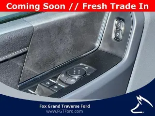 Ford F-150 2025 4x4 XLT 4 puertas SuperCrew 5.5 pies. SB