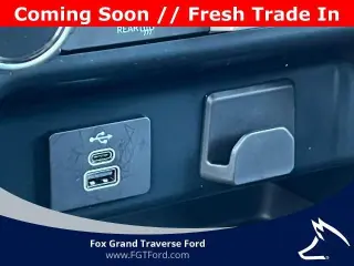 Ford F-150 2025 4x4 XLT 4 puertas SuperCrew 5.5 pies. SB