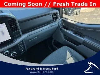 Ford F-150 2025 4x4 XLT 4 puertas SuperCrew 5.5 pies. SB